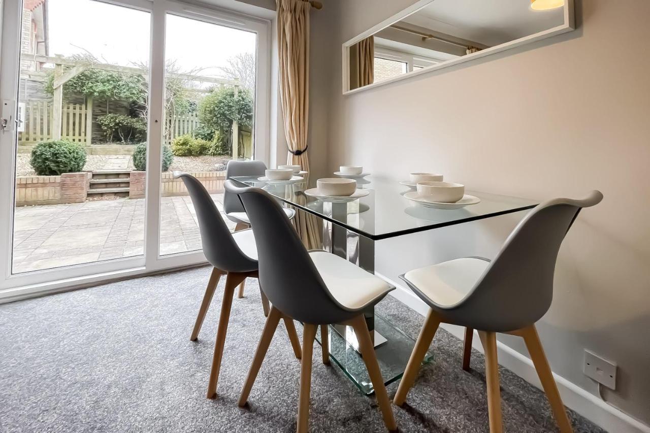 Wester-Moor Comfy Modern House In Barnstaple By Staystay Com Exterior photo